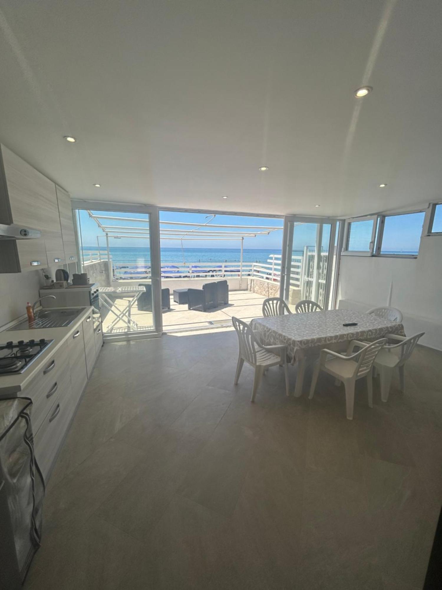 Palomera Luxury Apartment Sul Mare Gaeta Exterior photo